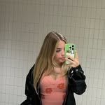 ella webb - @ellaawebb_ - Instagram
