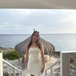 Ella Weiss - Facebook