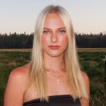 Ella Weissenfels - @ellaweissenfels - Instagram