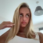 ERW - @ellawelsh_xx - Instagram