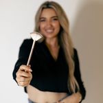 Ella Whitney - Medical Aesthetician - @_theskinstandard - Instagram
