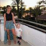 Elle Ball - Facebook
