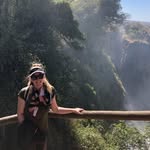 Elle Barnes - @escapewithelle - Instagram