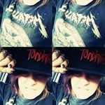 Elle Barnes - @bipolarsunshine91 - Instagram