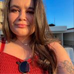 Elle Berry - Facebook