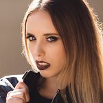 Elle Davida - @elledavida - Instagram
