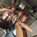 Elle everett - @ellee2.3 - Instagram