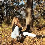 Elle Howe - @elle_howe - Instagram