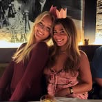 Elle John - Facebook