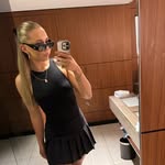 Elle Johnson - @ellejohnson_77 - Instagram