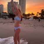 Elle johnston - @ellejohnston14 - Instagram