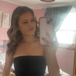 Elle Kirk - @ellekirk051 - Instagram