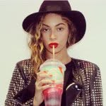 Elle Knowles - @yoncebeehive - Instagram