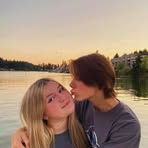 Elle Kramer - Facebook