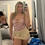 Elle - @ellelangill - Instagram