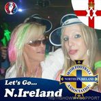Elle Lang - Facebook