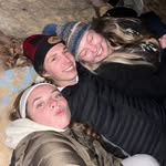 @ellelarson11 - Instagram