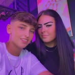 Elle Lewis - Facebook