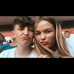 Elle Lewis - @_elle.lewis_ - Instagram