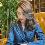Elle Li - Facebook