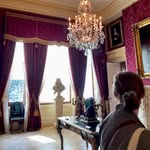 Elle Lloyd - @elleliterate - Instagram