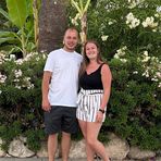 Elle Lowe - Facebook
