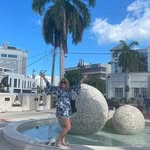 Elle MacDonald - @onahill2 - Instagram