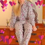 Ella Maxwell - Facebook