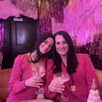 Elle Nash - Facebook