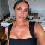 Ellie Nicholson - @_ellienicholson - Instagram