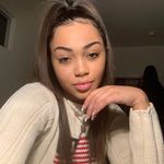 Elle Pierce - @ellepierce3 - Instagram