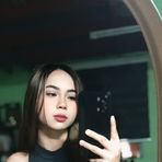 Elle Ramirez - Facebook
