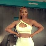 Elle Ray - @ellerayfitness - Instagram
