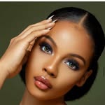 Elle Rayonne - @ellerayonne - Instagram