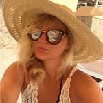 Elle Richardson - @thatblondemum - Instagram