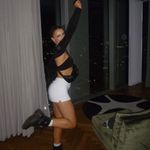 Nell - @ellenahowarth - Instagram