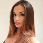 Ellen Belcher - @ell.en426 - Instagram