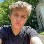 Ellen - @ellencorley - Instagram