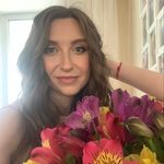Elena Dening - @elena.dening - Instagram