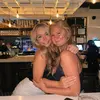 elle - @elle.dinsmore - TikTok