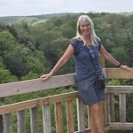 Ellen Dunham - @mom_e_4 - Instagram