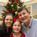 Ellen Dutton - @theavietrain - Instagram