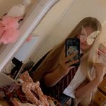 Elle Eccles - @itz_elle170 - Instagram