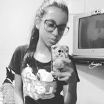 ellen elias - @ellenelias15 - Instagram