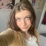 ellen elizabeth - @igotsicktheredsauce - Instagram