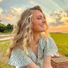 Ellen Everett - @ellenneveretttpoetry - TikTok