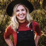 Leigh Ellen Flower Farm - @leighellenflowers - Instagram