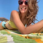 Ellen Gallos - @ellen.gallos - Instagram