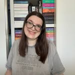 Ellen Gow - @ellenmareereads - Instagram
