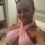 Elle Halligan - @fitnessqueen970 - Instagram